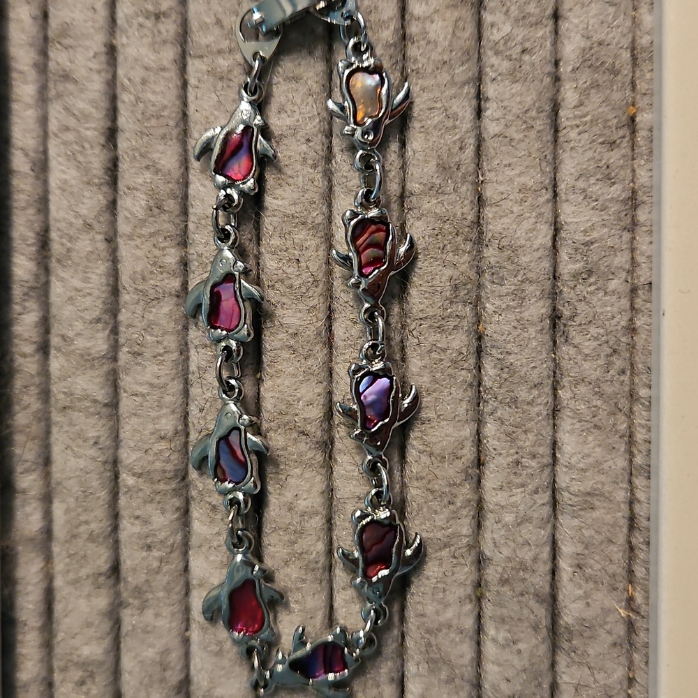 Vintage | Silver Tone Pink Toned Abalone Penguin Bracelet